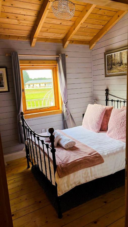 Beautiful 3-Bed Luxury Private Lodge In York Eksteriør bilde